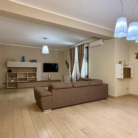 Infinity Apartment *